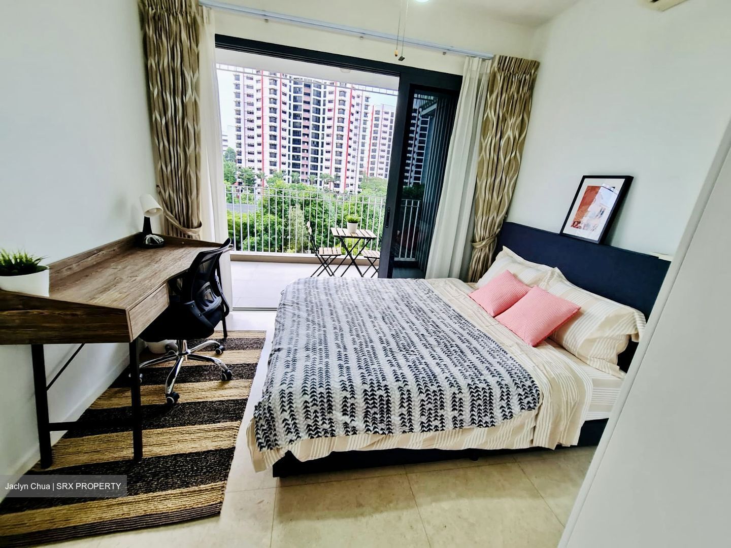 The Lakefront Residences (D22), Condominium #483099401